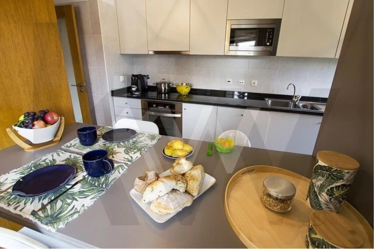 Apartamento T3 para Arrendamento em Requeixo, Nossa Senhora de Fátima e Nariz Foto 7