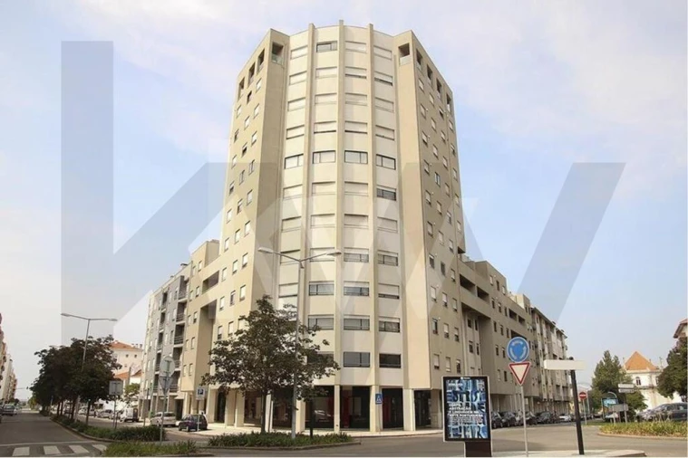 Apartamento T3 para Arrendamento em Requeixo, Nossa Senhora de Fátima e Nariz Foto 26