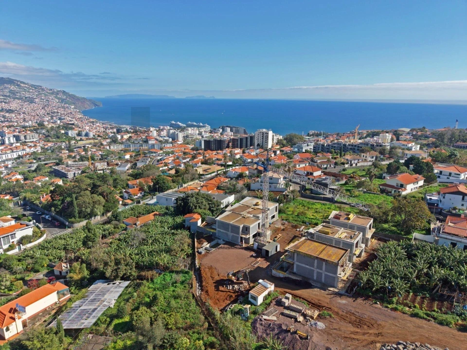 Moradia T3 para Venda em São Martinho Foto 27