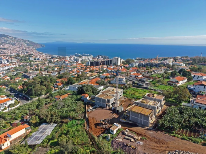 Moradia T3 para Venda em São Martinho Foto 27