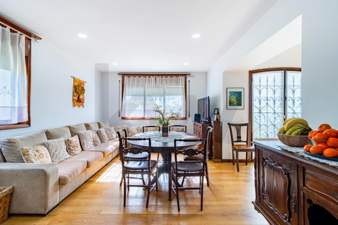 Moradia T7 para Venda em Cortegaça Foto 11