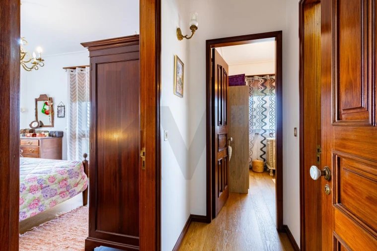 Moradia T7 para Venda em Cortegaça Foto 32