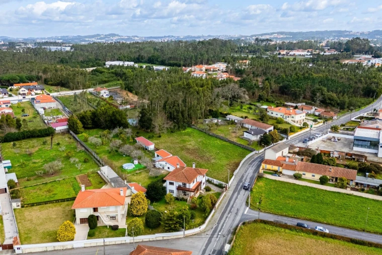 Moradia T7 para Venda em Cortegaça