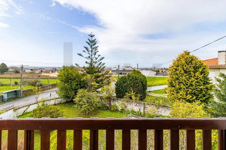 Moradia T7 para Venda em Cortegaça Foto 40