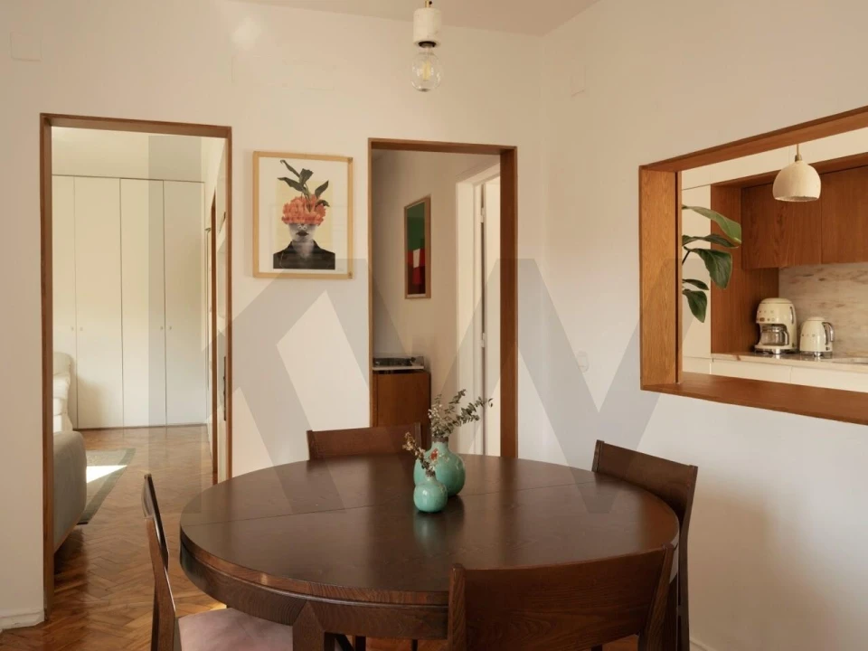 Apartamento T2 para Venda em Alvalade Foto 6