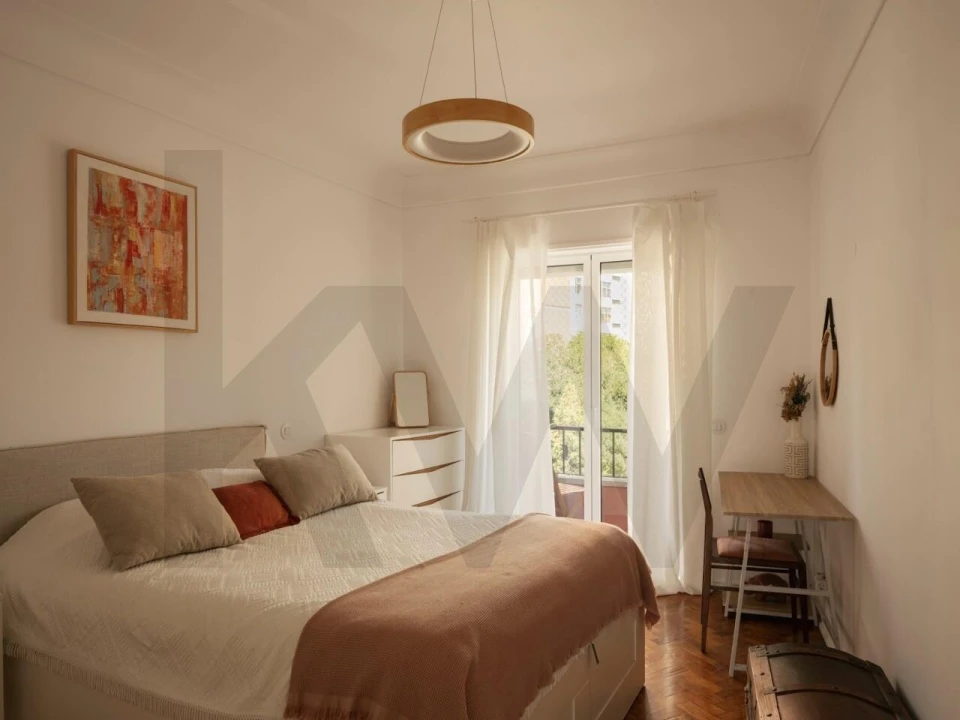 Apartamento T2 para Venda em Alvalade Foto 16