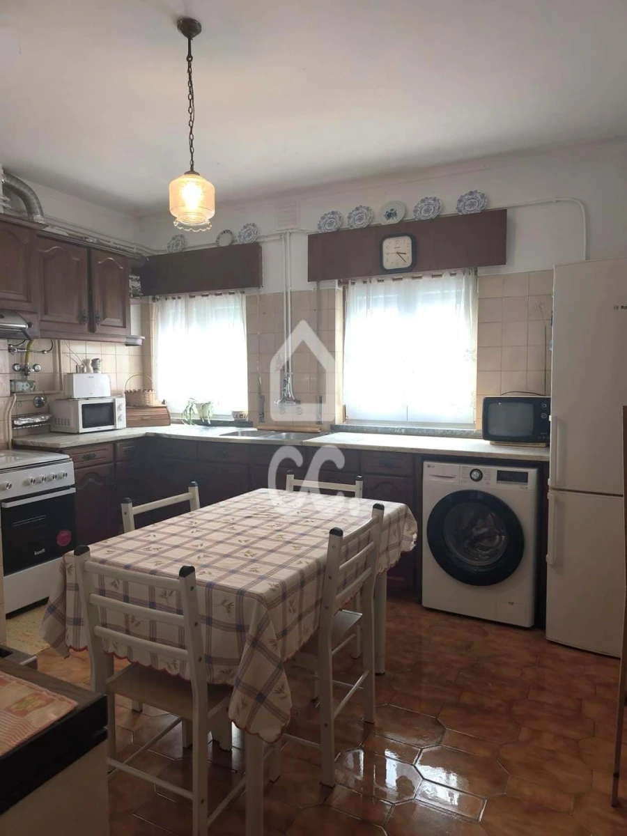 Apartamento T2 para Venda em Eiras e São Paulo de Frades Foto 3