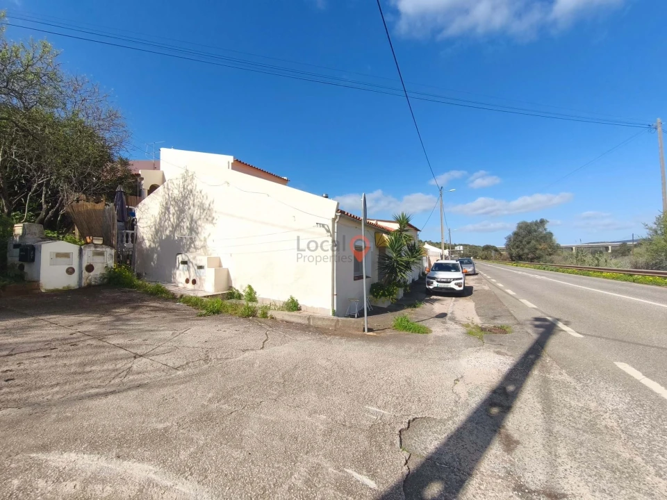 Moradia T5 para Venda em Lagos (São Sebastião e Santa Maria) Foto 23