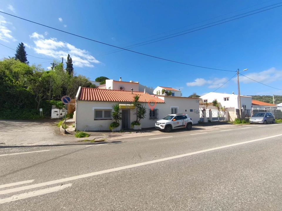 Moradia T5 para Venda em Lagos (São Sebastião e Santa Maria) Foto 24