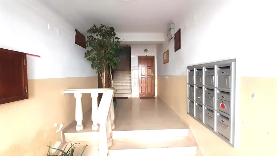 Apartamento T2 para Venda em Agualva e Mira-Sintra Foto 26