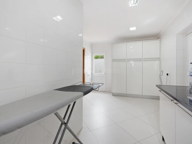 Moradia T4 para Venda em Lagoa e Carvoeiro Foto 25