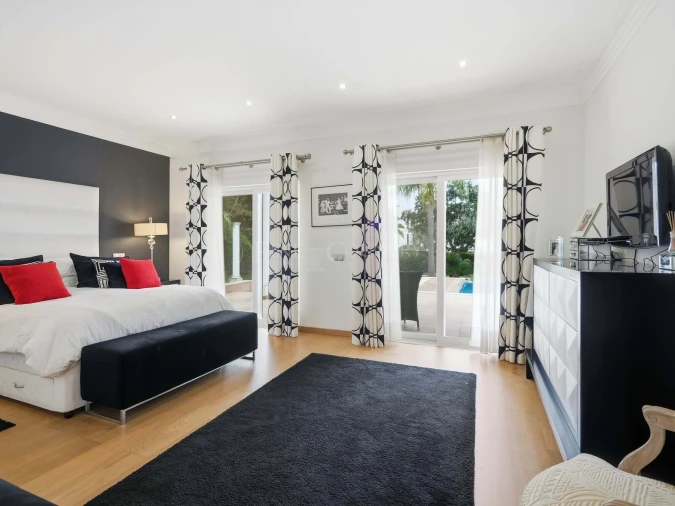 Moradia T4 para Venda em Lagoa e Carvoeiro Foto 32