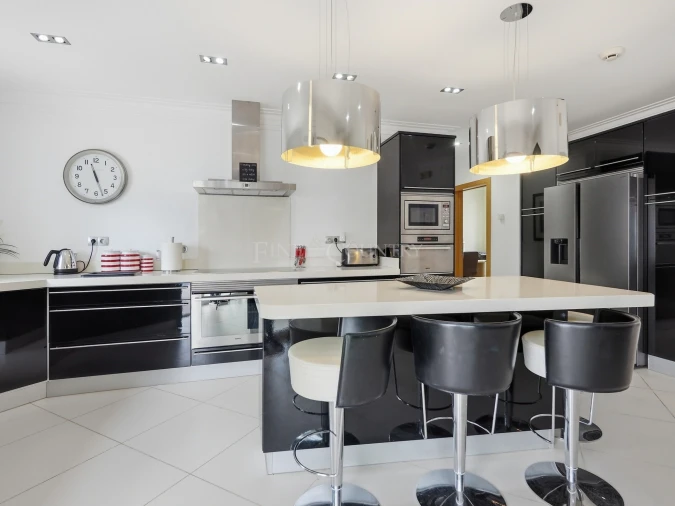 Moradia T4 para Venda em Lagoa e Carvoeiro Foto 19