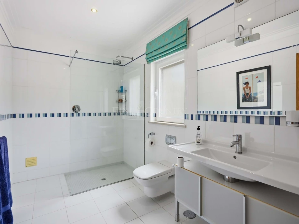 Moradia T4 para Venda em Lagoa e Carvoeiro Foto 44