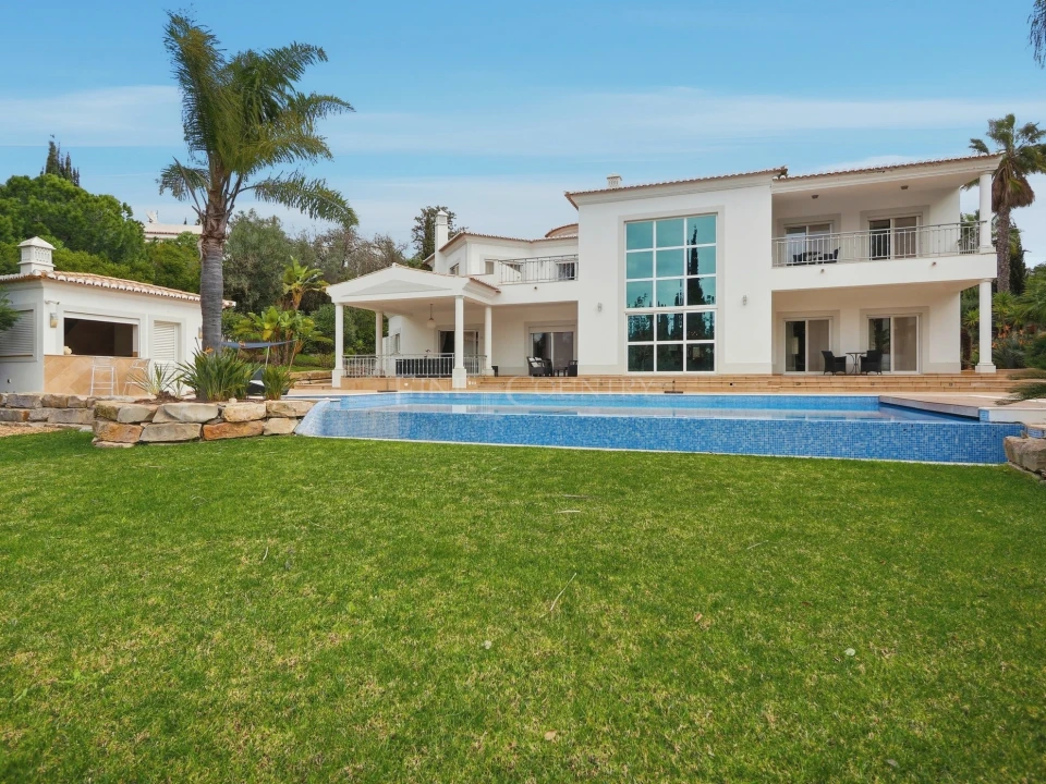 Moradia T4 para Venda em Lagoa e Carvoeiro Foto 2