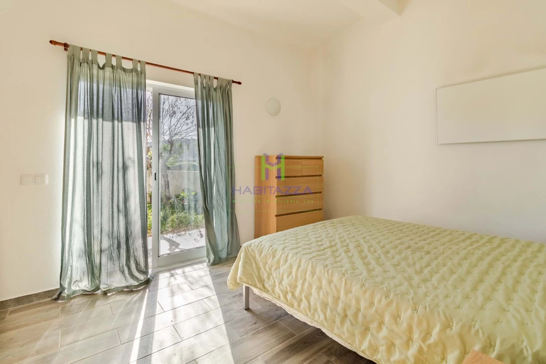 Moradia T1 para Venda em Budens Foto 21