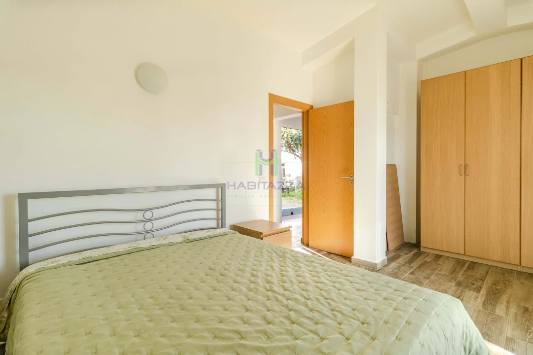 Moradia T1 para Venda em Budens Foto 19