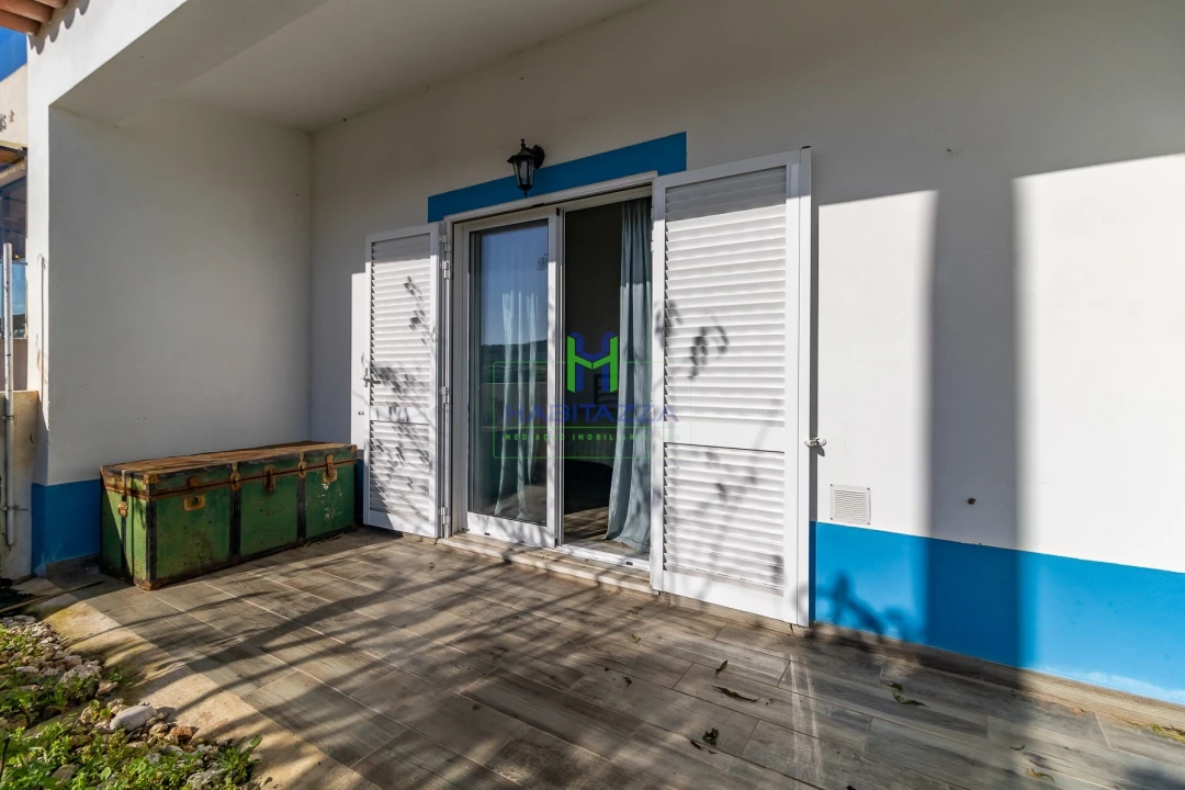 Moradia T1 para Venda em Budens Foto 22