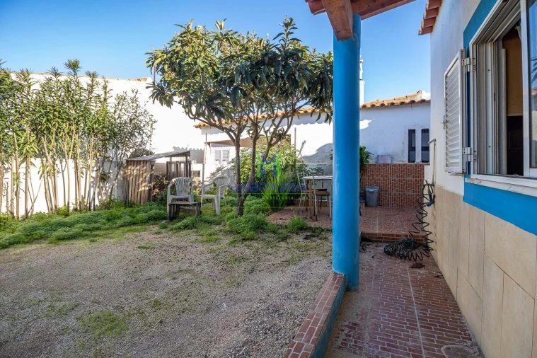 Moradia T1 para Venda em Budens Foto 9