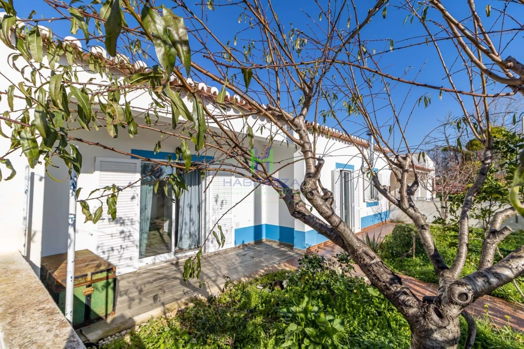 Moradia T1 para Venda em Budens Foto 3