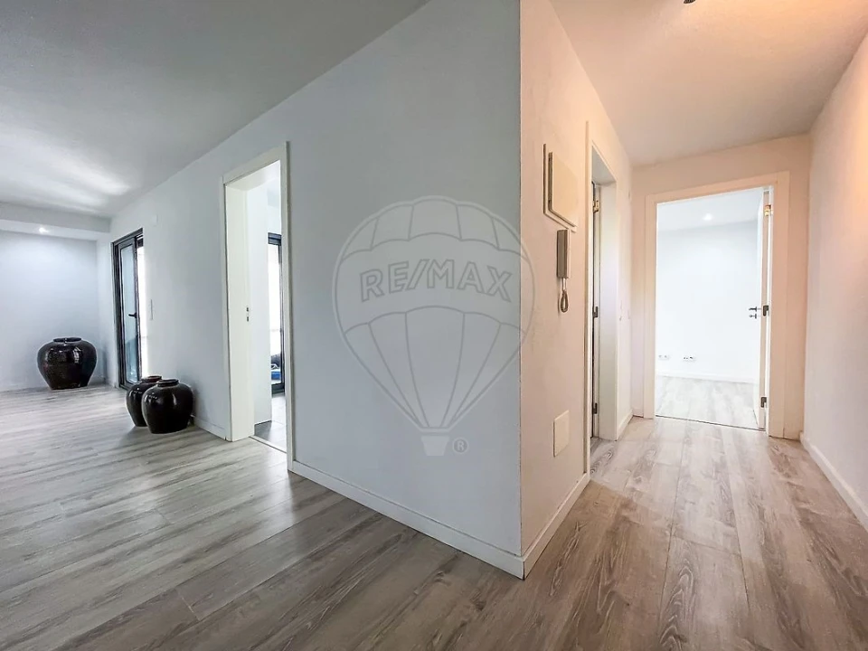 Moradia T4 para Venda em Rio de Mouro Foto 21