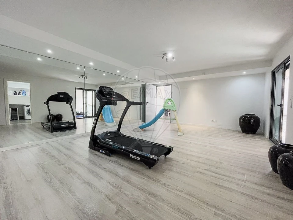 Moradia T4 para Venda em Rio de Mouro Foto 23