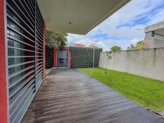 Moradia T4 para Venda em Rio de Mouro Foto 26