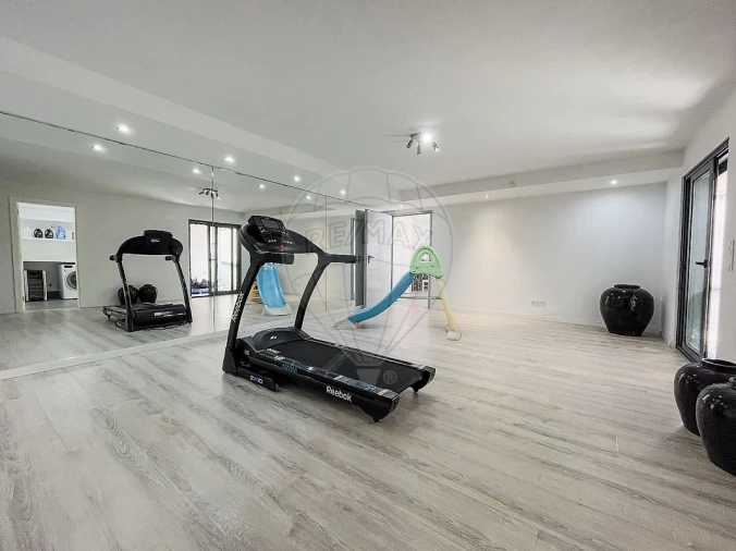 Moradia T4 para Venda em Rio de Mouro Foto 23