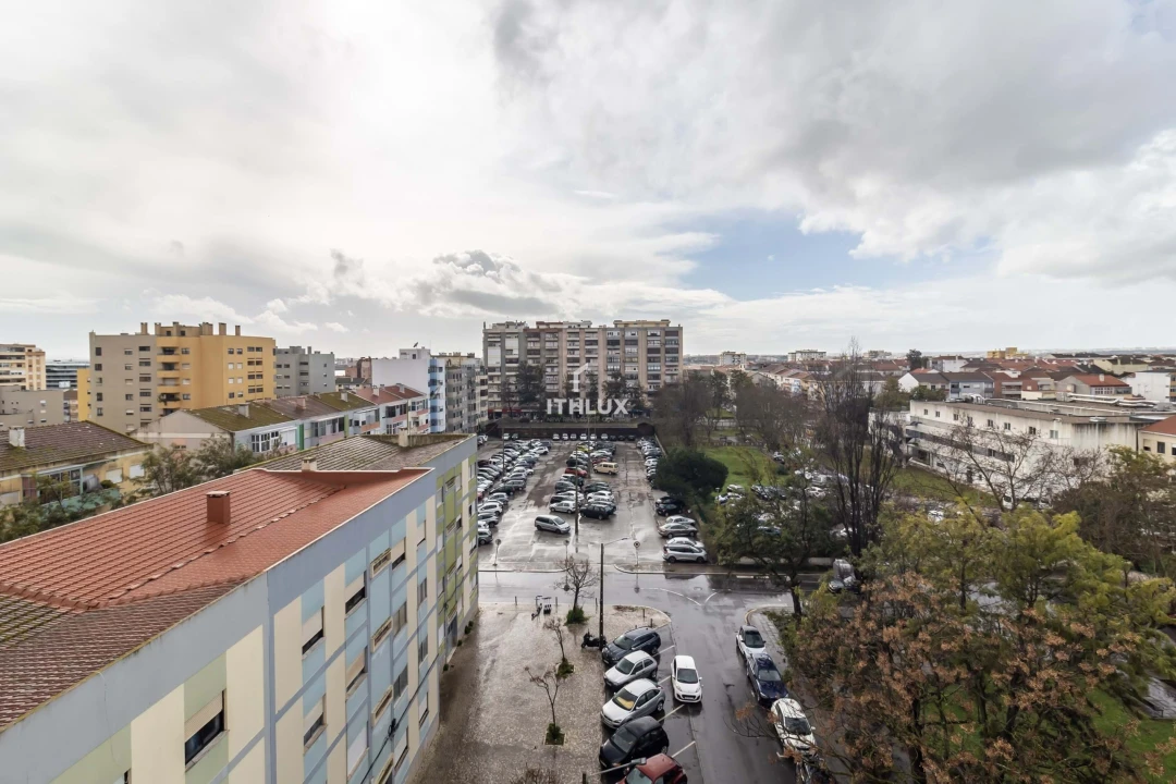 Apartamento T2 para Venda em Alto do Seixalinho, Santo André e Verderena Foto 28
