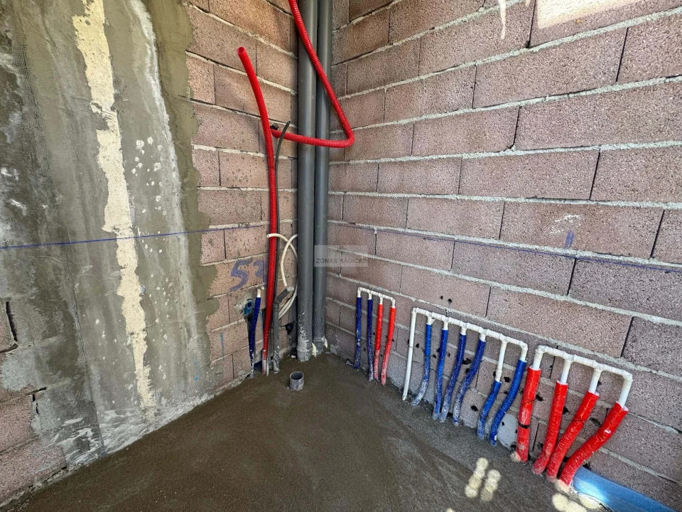 Moradia T4 para Venda em Mexilhoeira Grande Foto 24