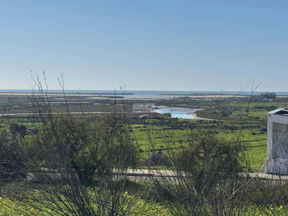 Terreno para Venda em Mexilhoeira Grande Foto 1