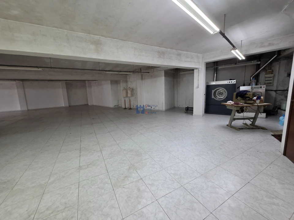 Prédio para Venda em Minde Foto 11