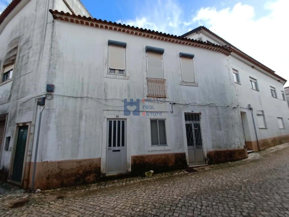 Prédio para Venda em Minde Foto 5