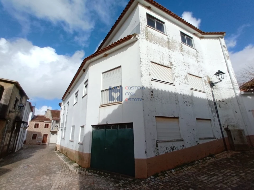 Prédio para Venda em Minde Foto 2