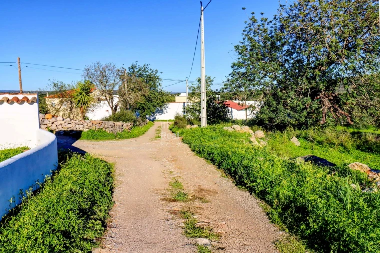 Terreno para Venda em Olhão Foto 3
