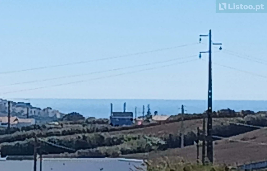 Moradia T4 para Venda em Encarnação Foto 17