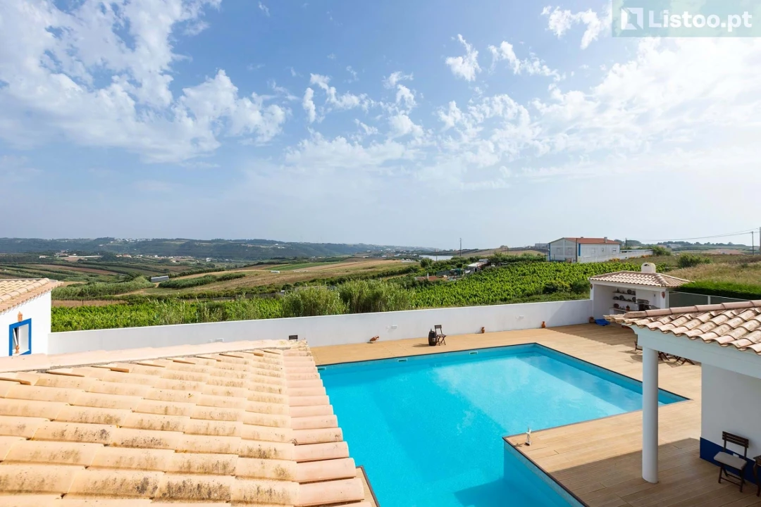 Moradia T4 para Venda em Encarnação Foto 7