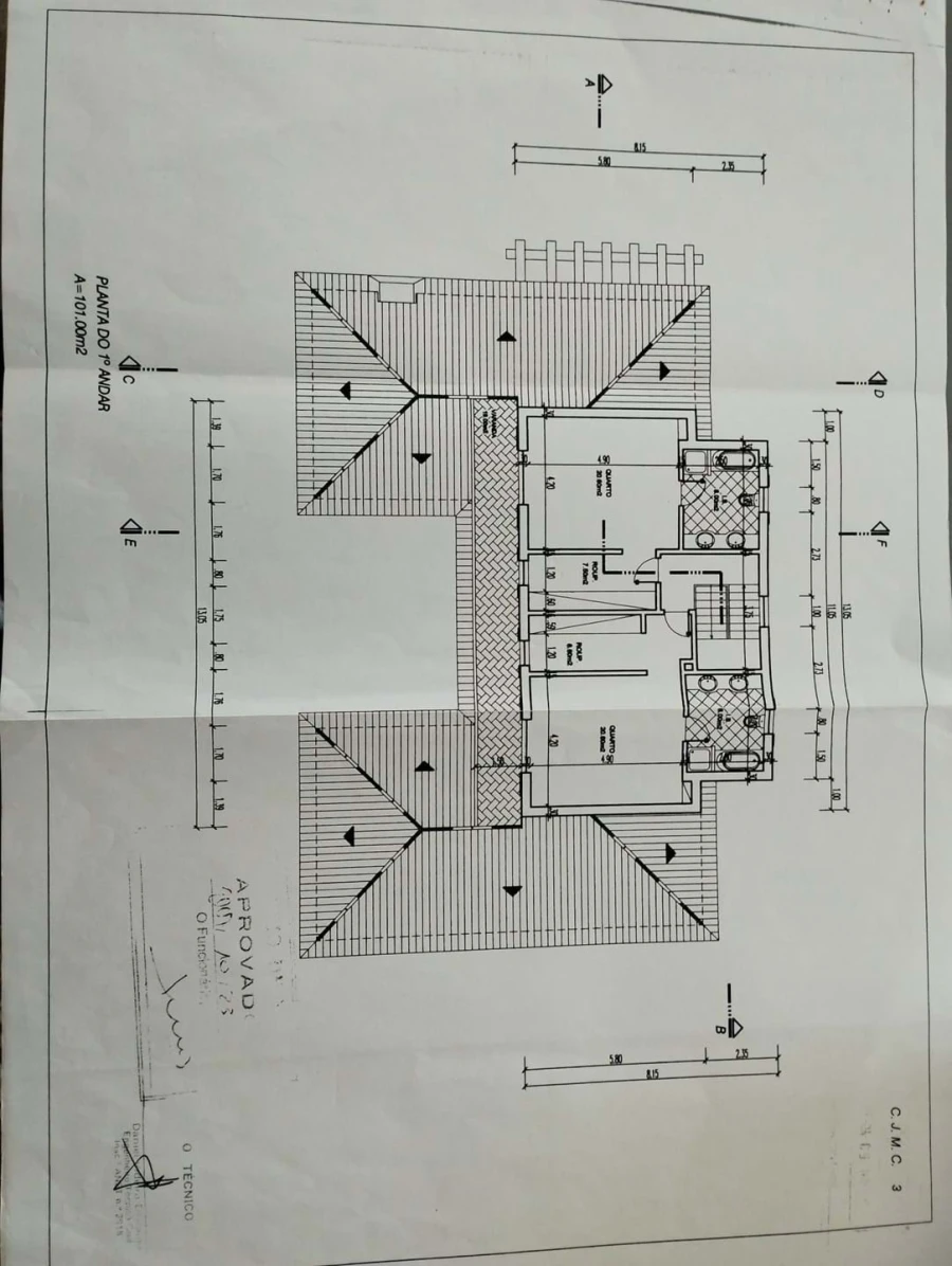 Moradia T4 para Venda em Encarnação Foto 27