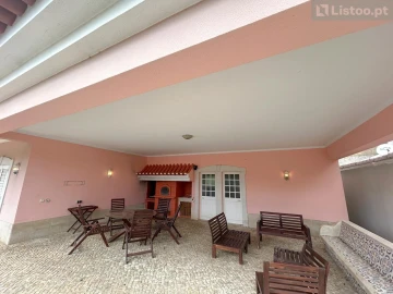 Moradia T8 para Venda em Palmela
