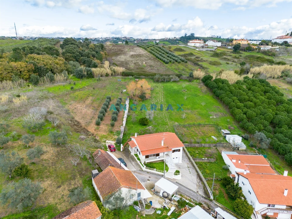 Moradia T3 para Venda em Golpilheira Foto 29