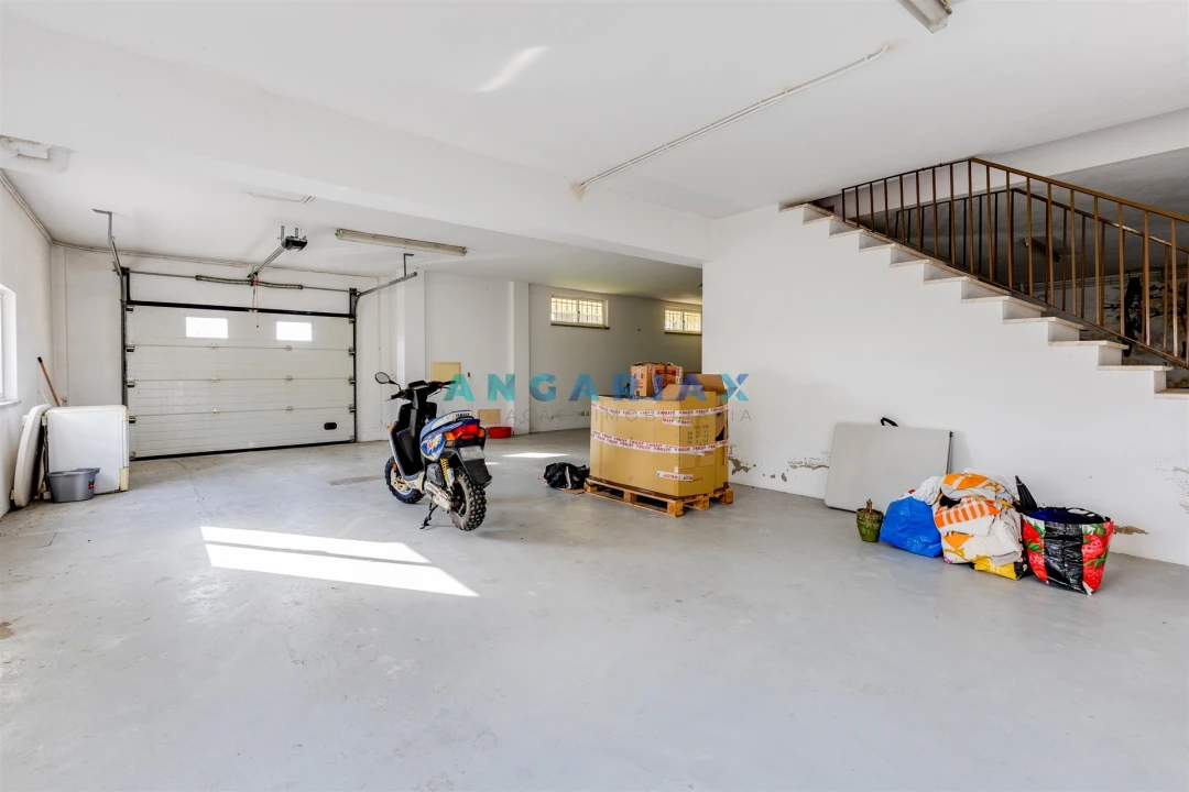 Moradia T3 para Venda em Golpilheira Foto 5