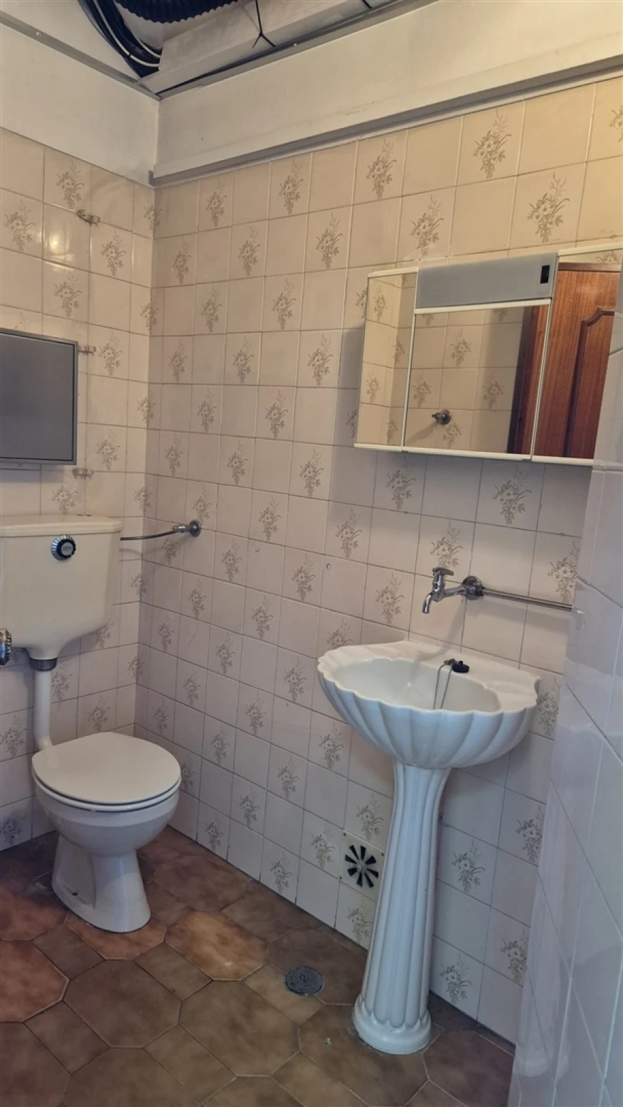 Loja para Arrendamento em Falagueira-Venda Nova Foto 13