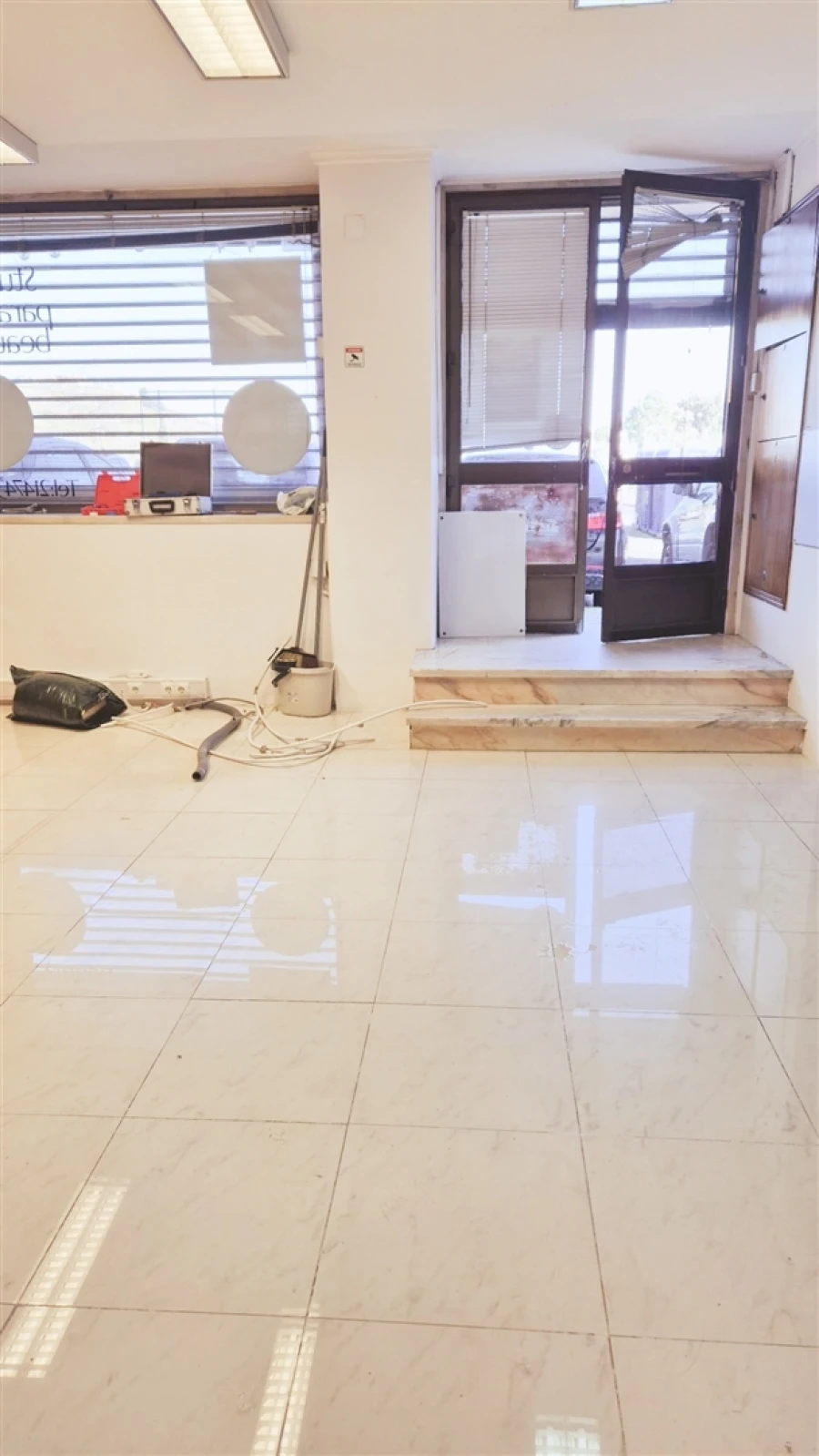 Loja para Arrendamento em Falagueira-Venda Nova Foto 5