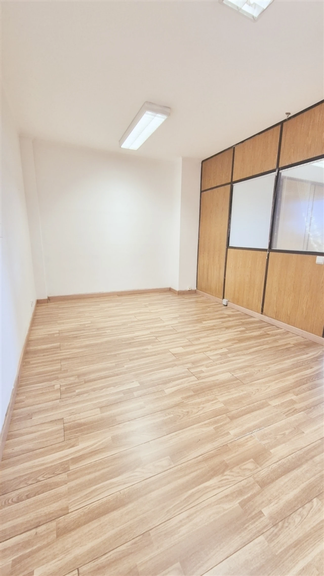 Loja para Arrendamento em Falagueira-Venda Nova Foto 11