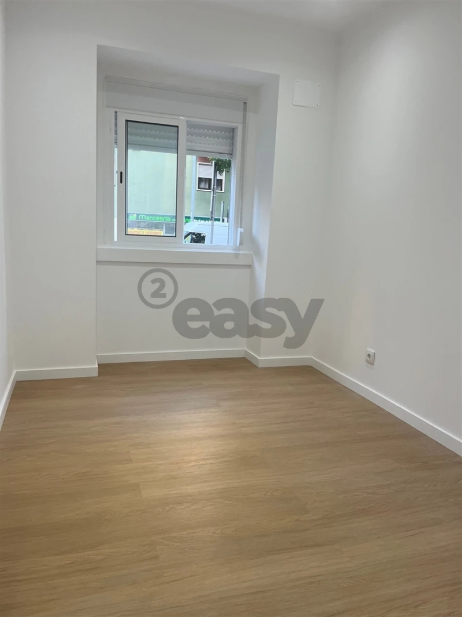 Apartamento T2 para Venda em Mina de Água Foto 12