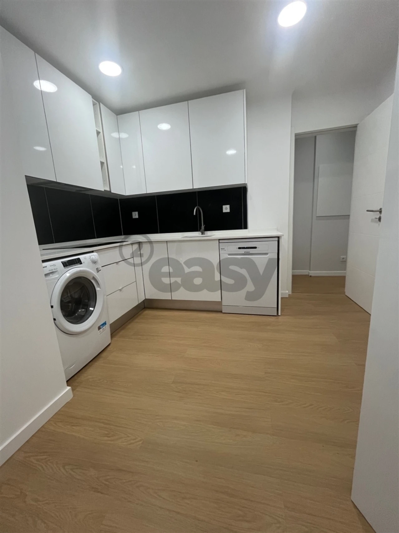 Apartamento T2 para Venda em Mina de Água Foto 9
