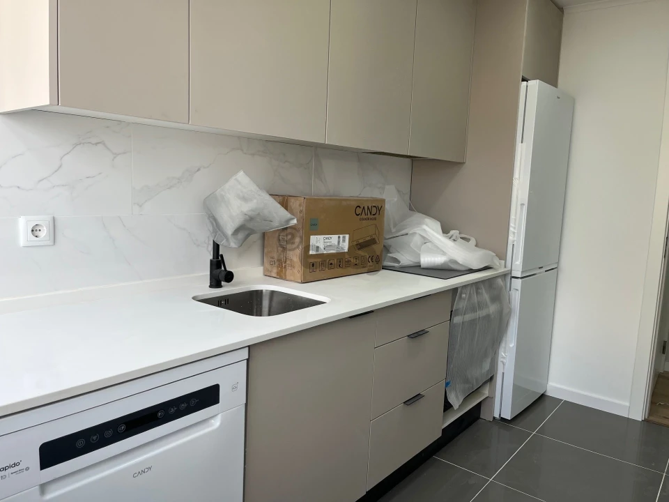 Apartamento T2 para Venda em Águas Livres Foto 3