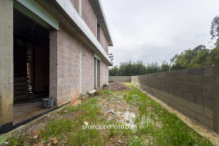 Moradia T3 para Venda em Vila de Cucujães Foto 24