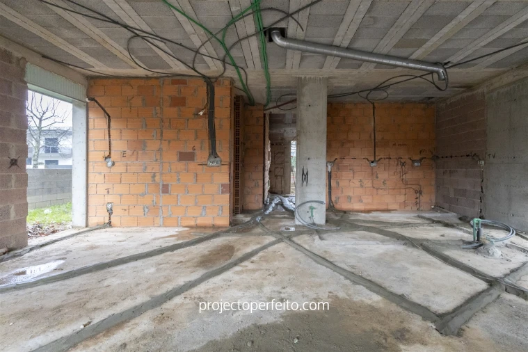 Moradia T3 para Venda em Vila de Cucujães Foto 12