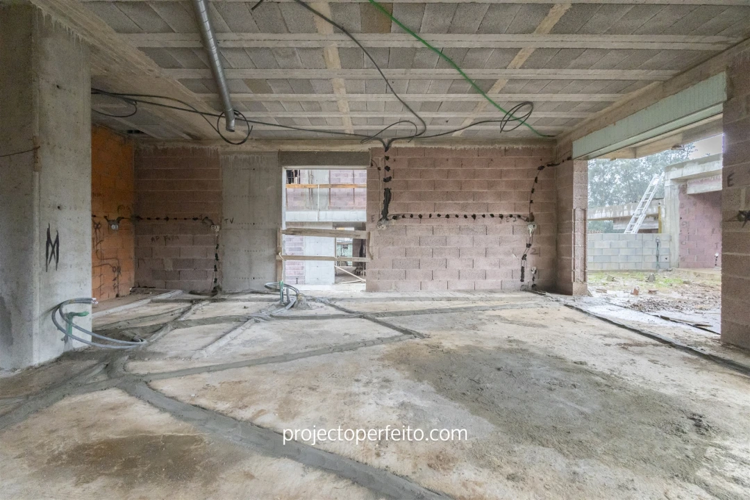 Moradia T3 para Venda em Vila de Cucujães Foto 8